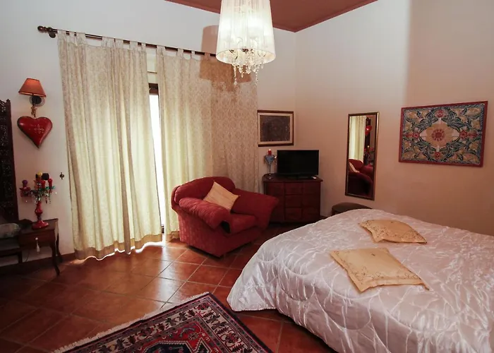 La Bed & Breakfast 3*